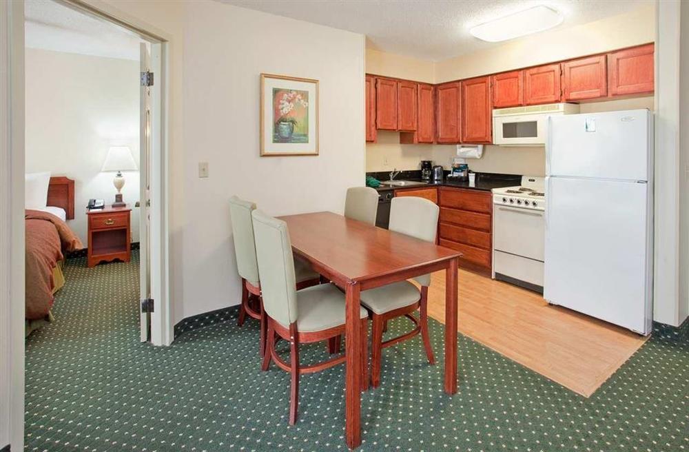 Hotel Homewood By Hilton Houston-willowbrook Mall 3*