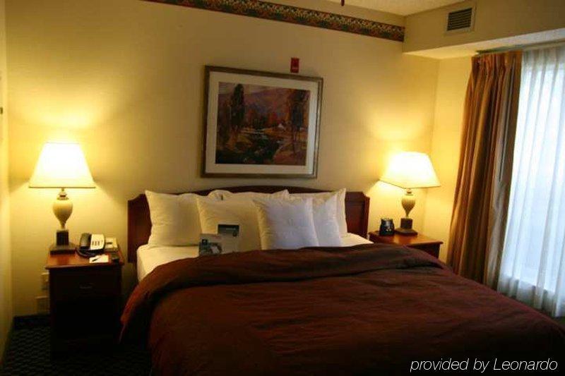 Hotel Homewood By Hilton Houston-willowbrook Mall 3*