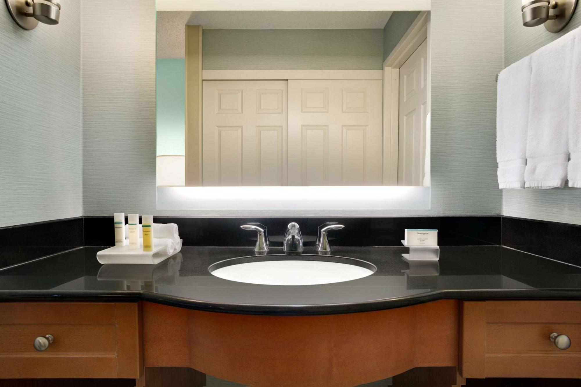 Homewood By Hilton Houston-willowbrook Mall 3*