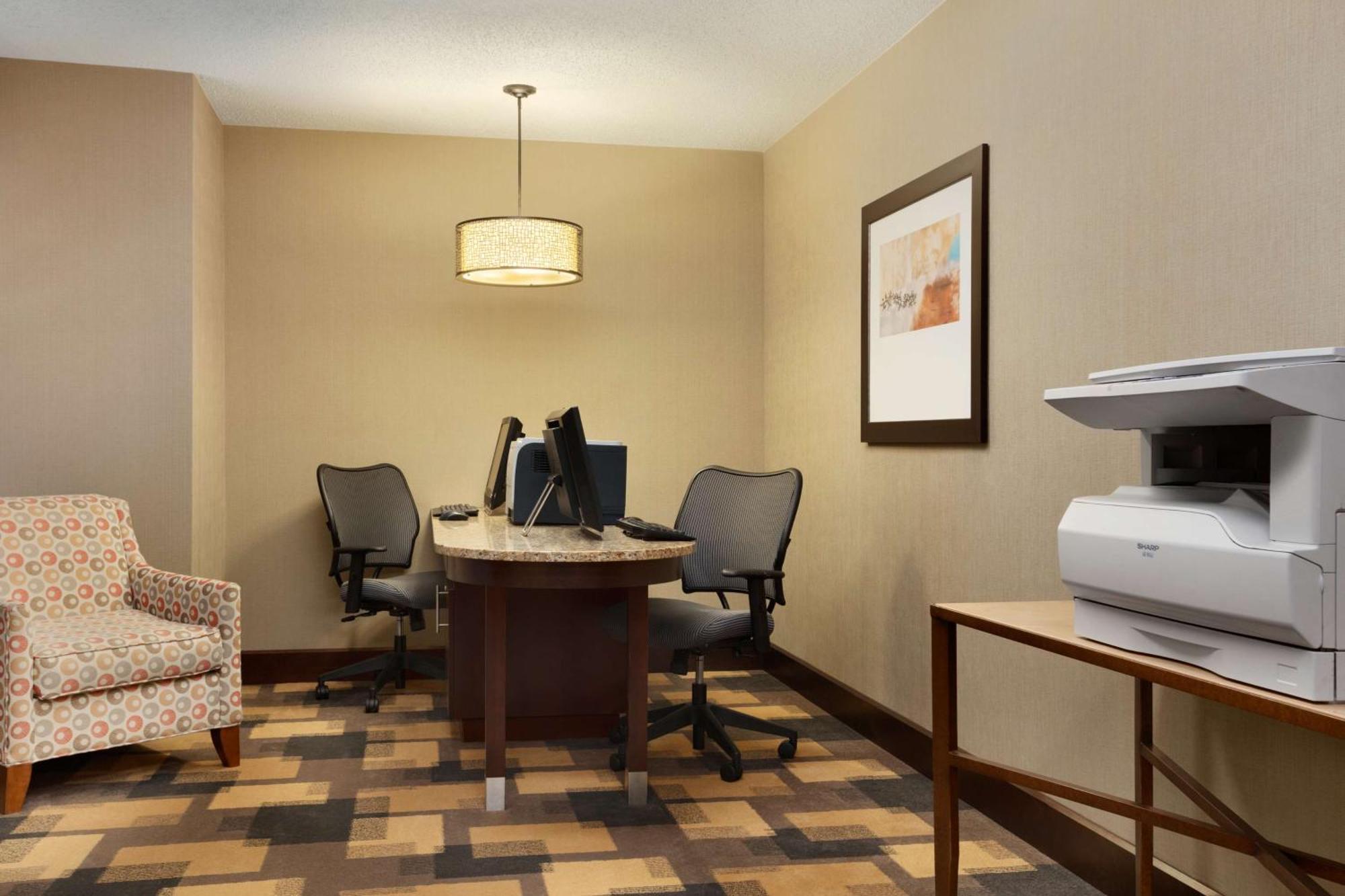 Homewood By Hilton Houston-willowbrook Mall 3*