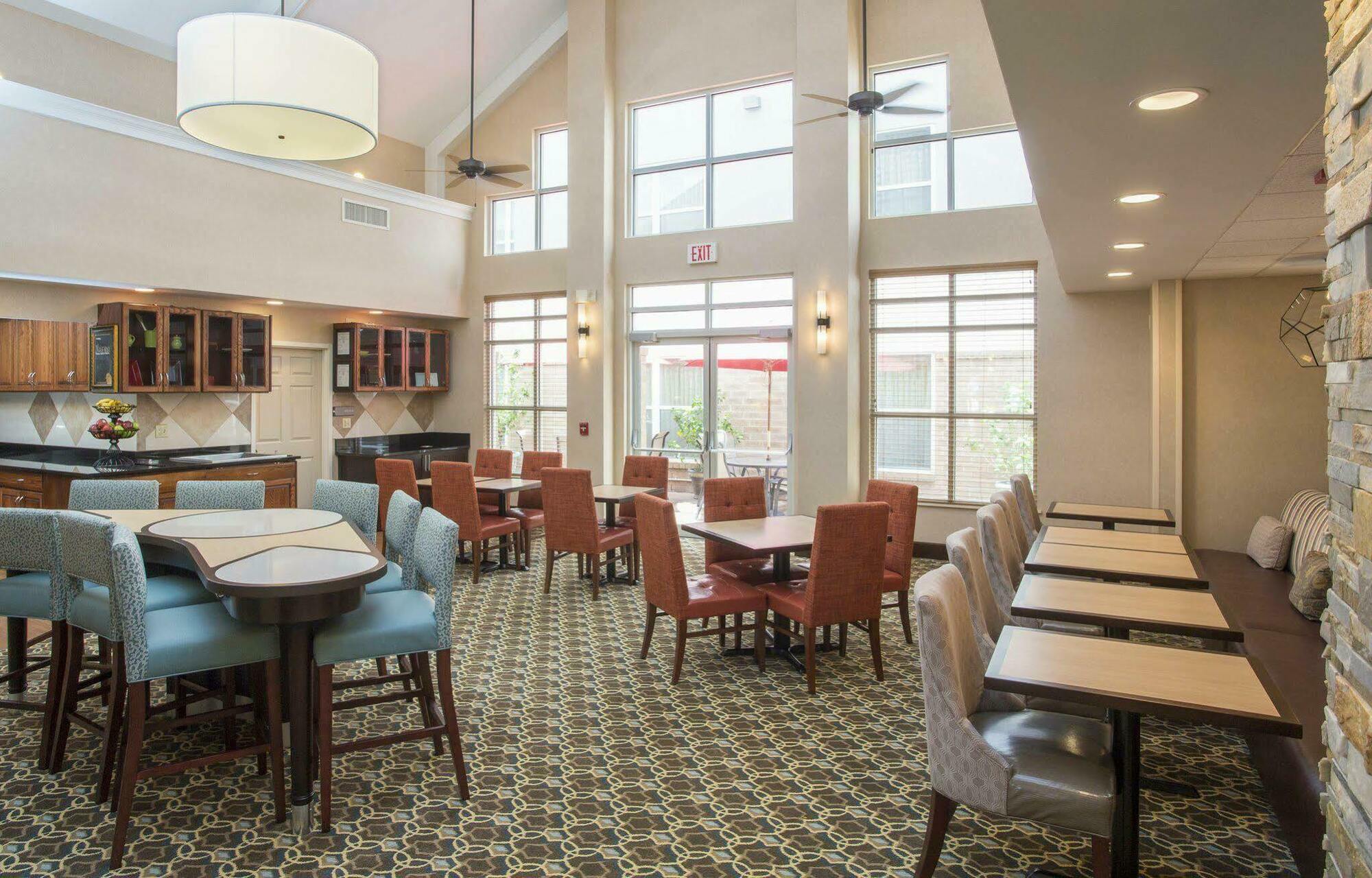 Hotel Homewood By Hilton Houston-willowbrook Mall
